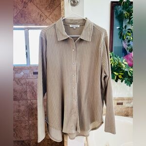 Rose & Olive Women’s Taupe Neutral Ribbed Button-Down Shirt — Size XL